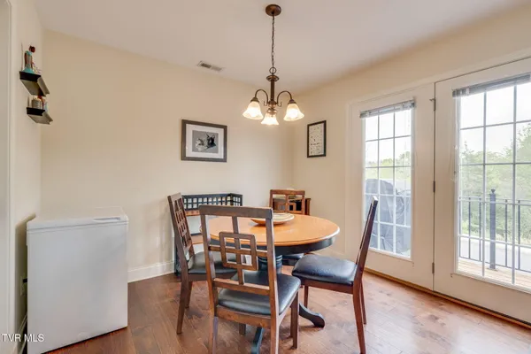 $229,000 | 704 Grays Pointe Court, Unit 39, Johnson City, TN 37615