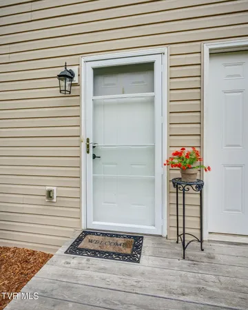 $229,000 | 704 Grays Pointe Court, Unit 39, Johnson City, TN 37615