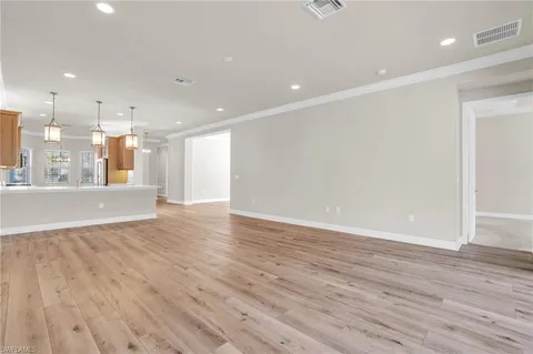 $1,075,000 | 4420 Aurora Street, Naples, FL 34119