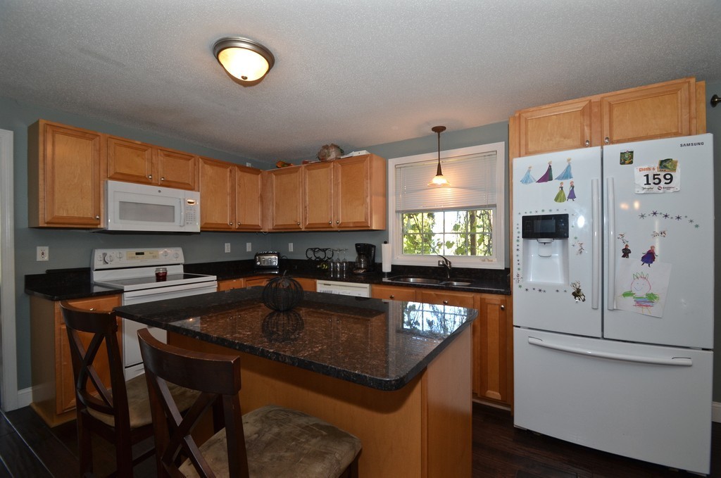 44 Lancaster Road Clinton, MA 01510 - Photo 13 of 30