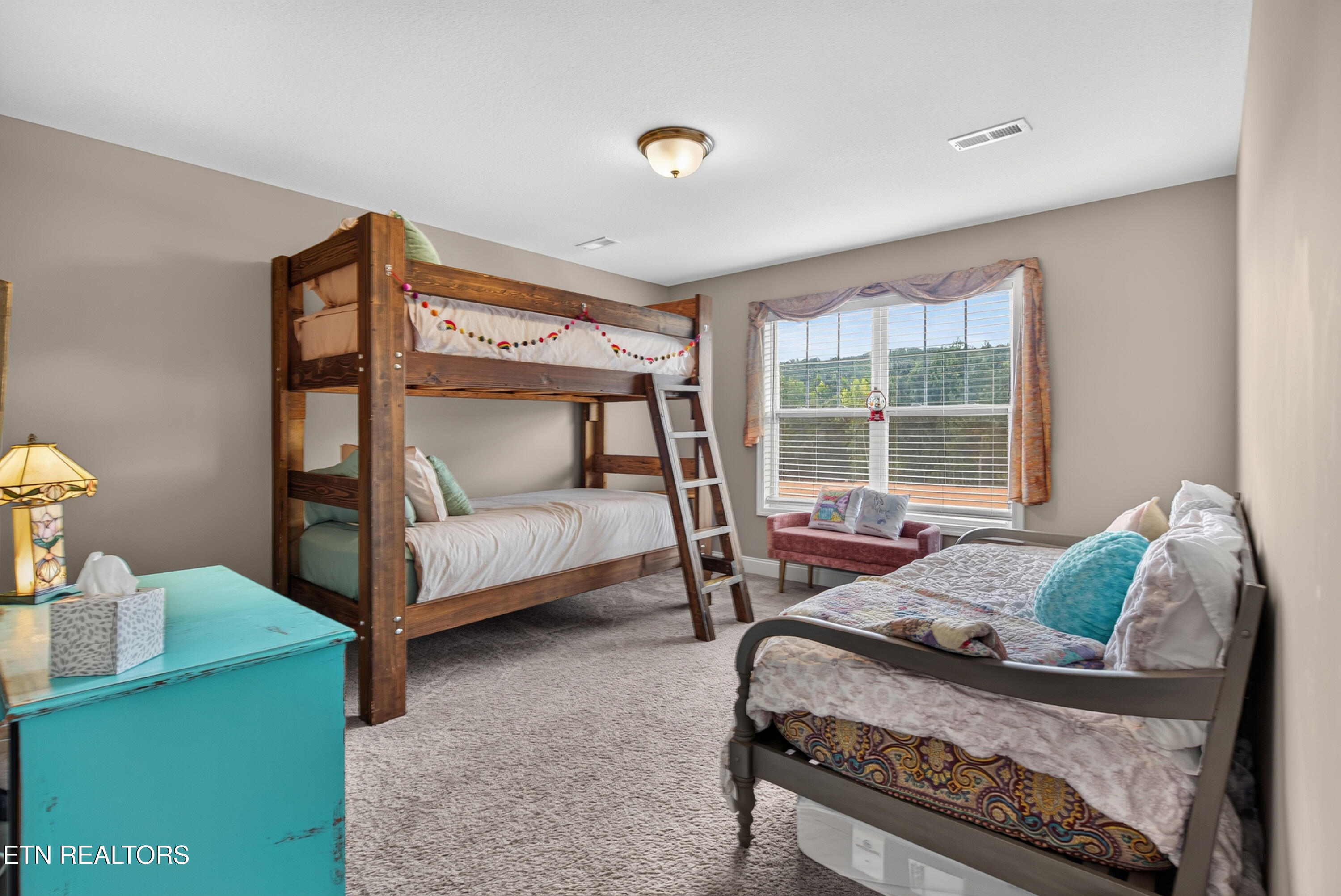 115 West Rarity Ridge Parkway Oak Ridge, TN 37830 - Photo 16 of 36 Guest Bedroom