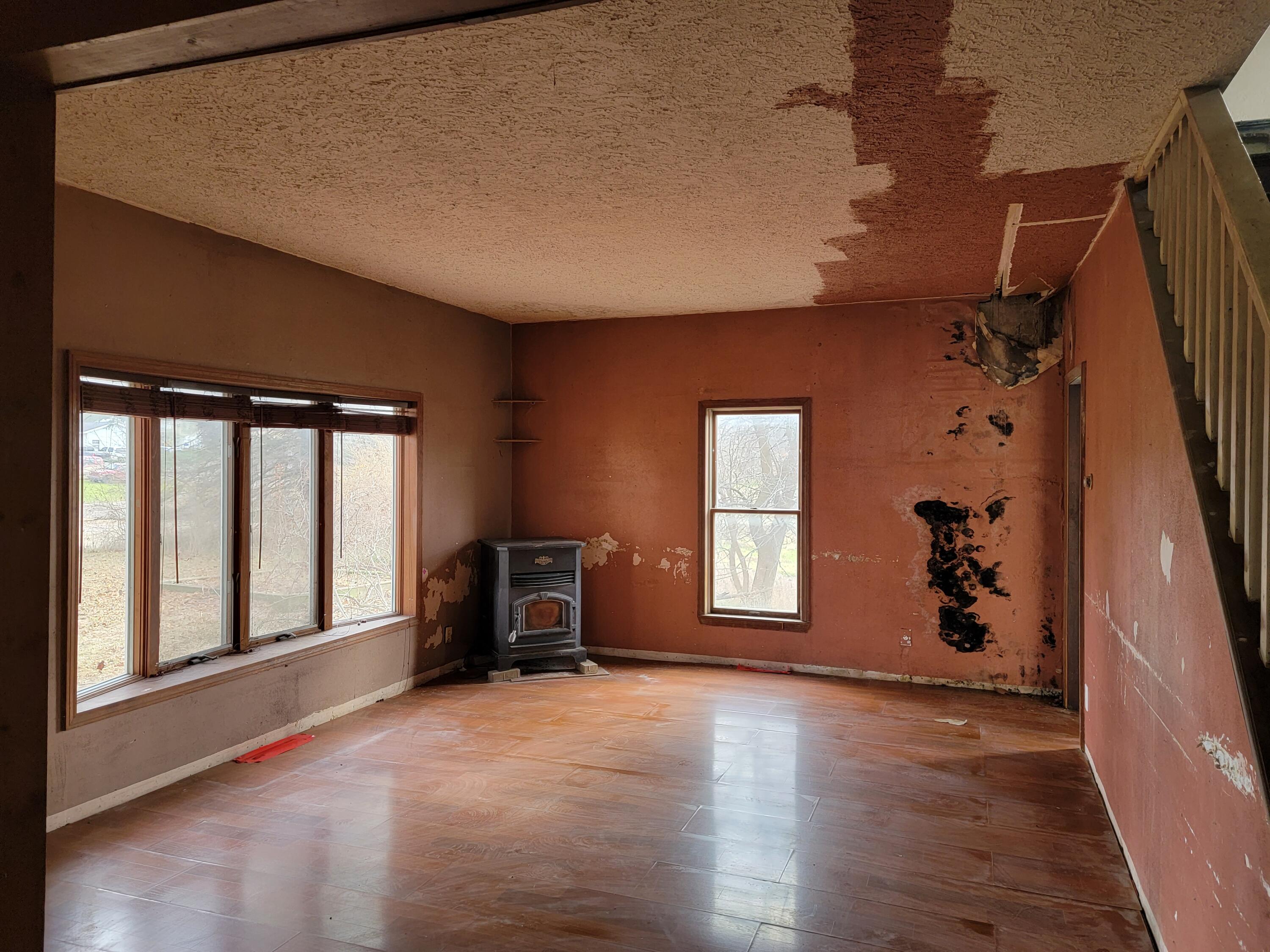 9978 Bell Road Clarksville, MI 48815 - Photo 3 of 11 20211202_131048