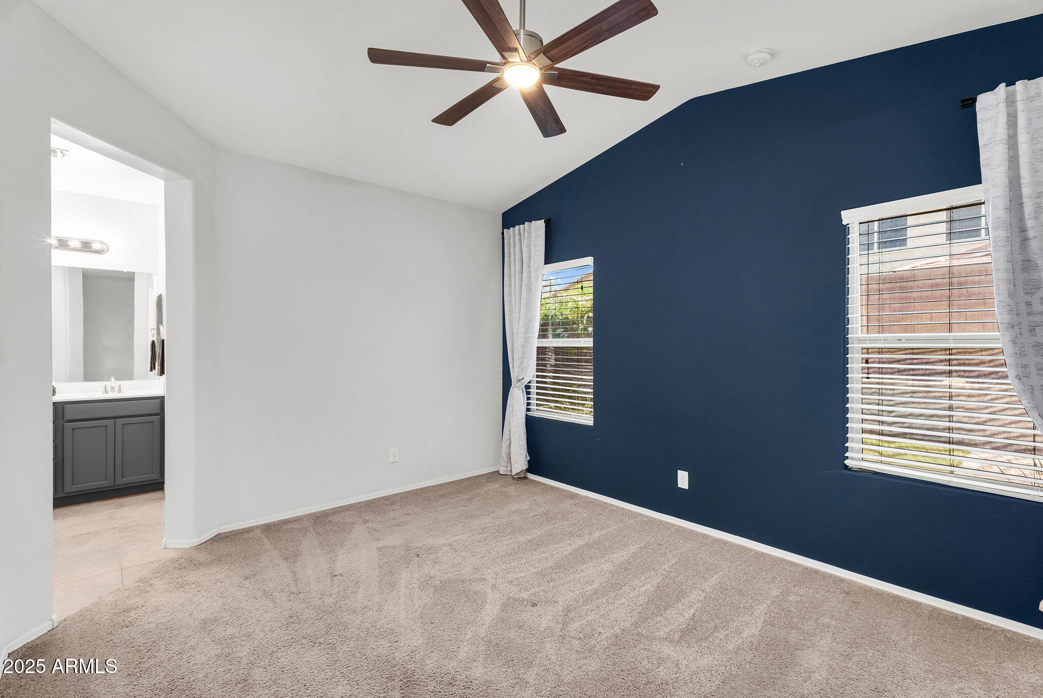 2759 East Mewes Road Gilbert, AZ 85298 - Photo 9 of 45 Primary Bedroom