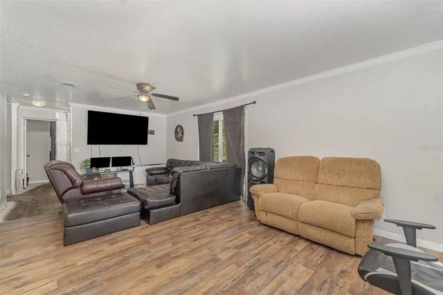 $289,900 | 18905 Northwest 250th Street, High Springs, FL 32643