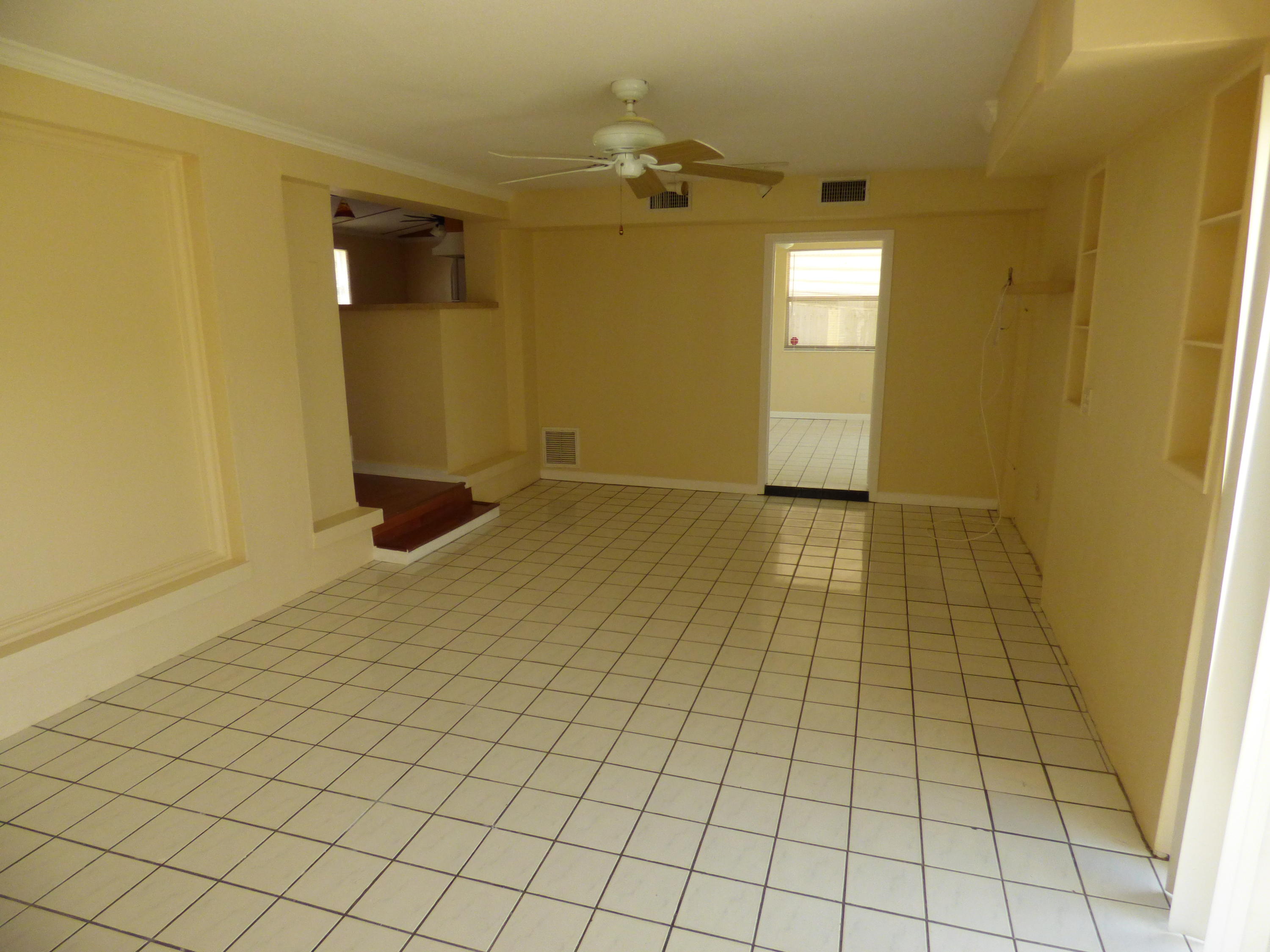 3073 Palm Road West Palm Beach, FL 33409 - Photo 7 of 23 P1010166