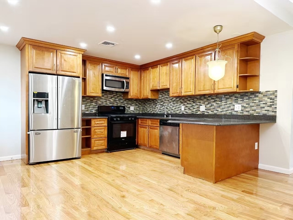 90 George Street, Unit 90 Boston, MA 02119 - Photo 1 of 17