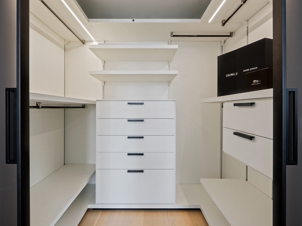 1 Franklin Street, Unit 2307 Boston, MA 02110 - Photo 11 of 33