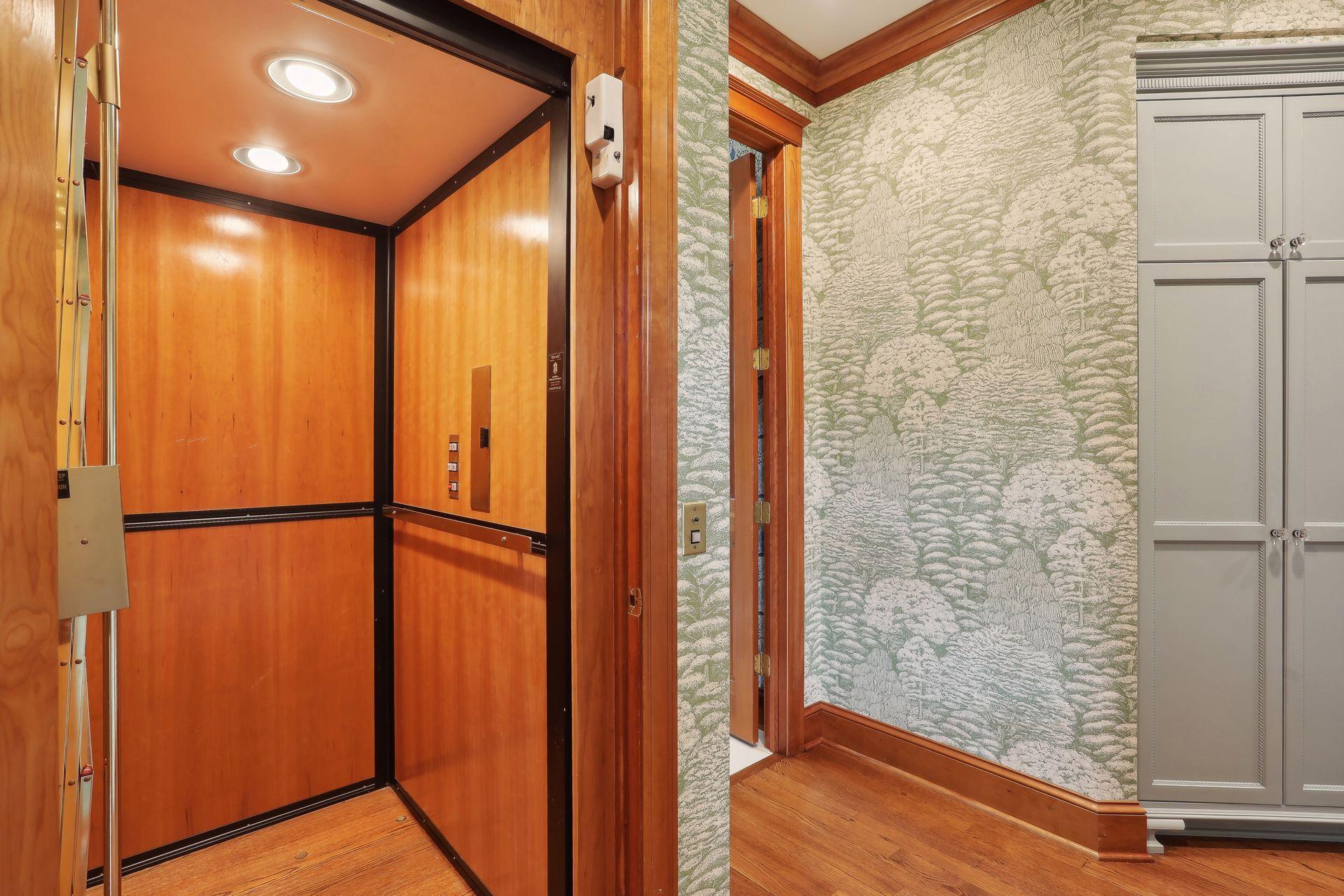 4940 Meadville Street Excelsior, MN 55331 - Photo 13 of 30