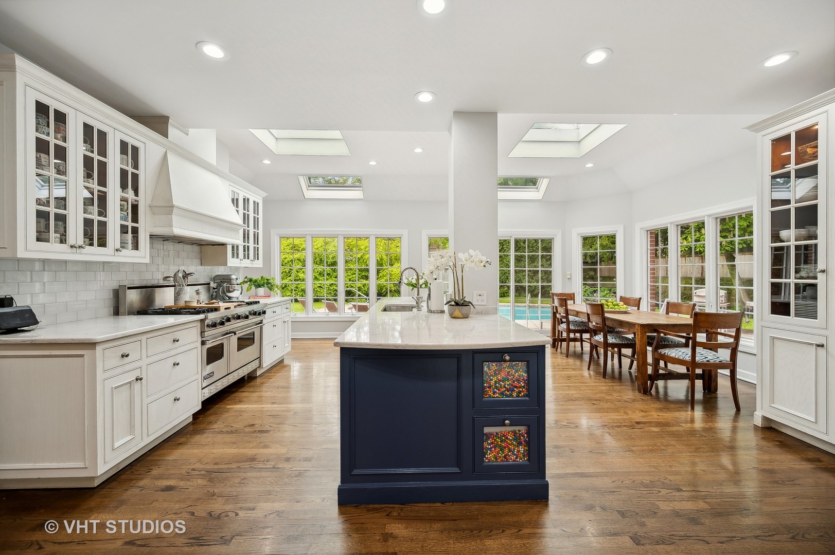 650 Sheridan Road Winnetka, IL 60093 - Photo 6 of 48 Gallery Image 6