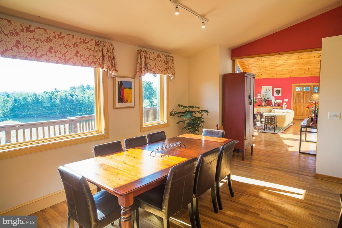 11558 Hume Road Hume, VA 22639 - Photo 14 of 30 Kitchen