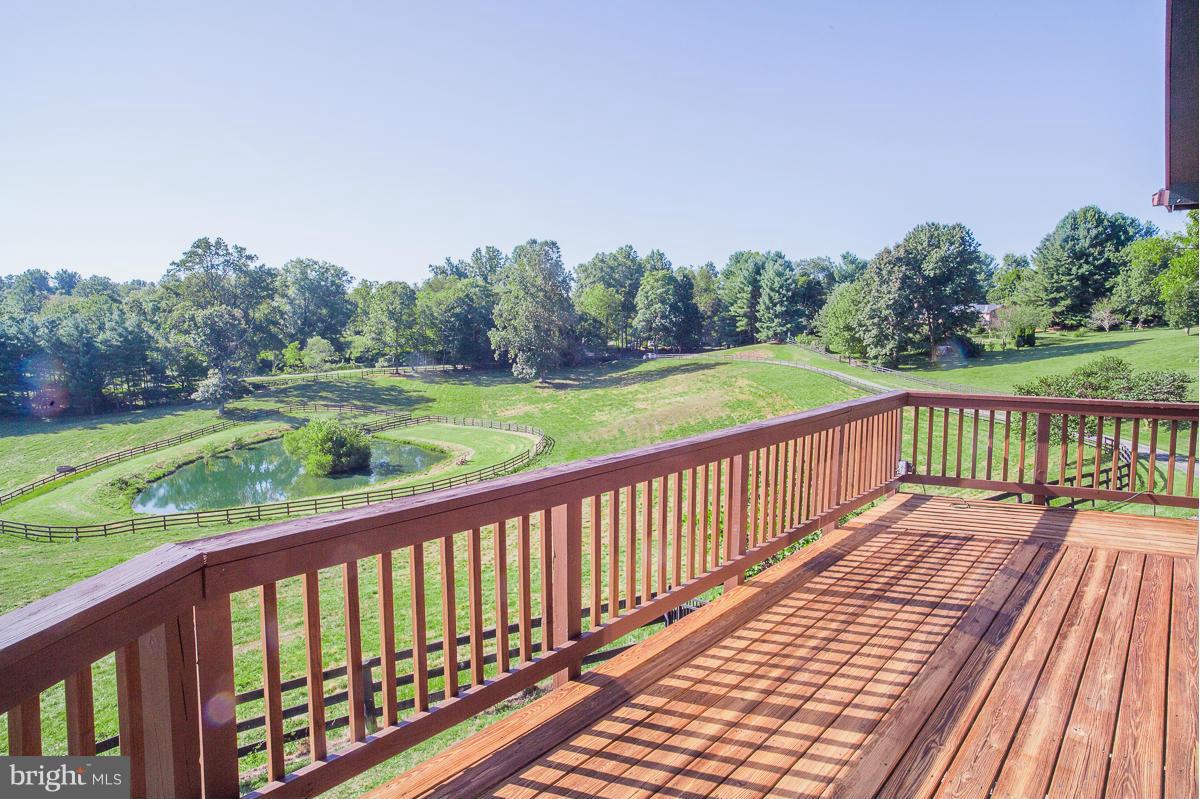 11558 Hume Road Hume, VA 22639 - Photo 22 of 30 Exterior (General)