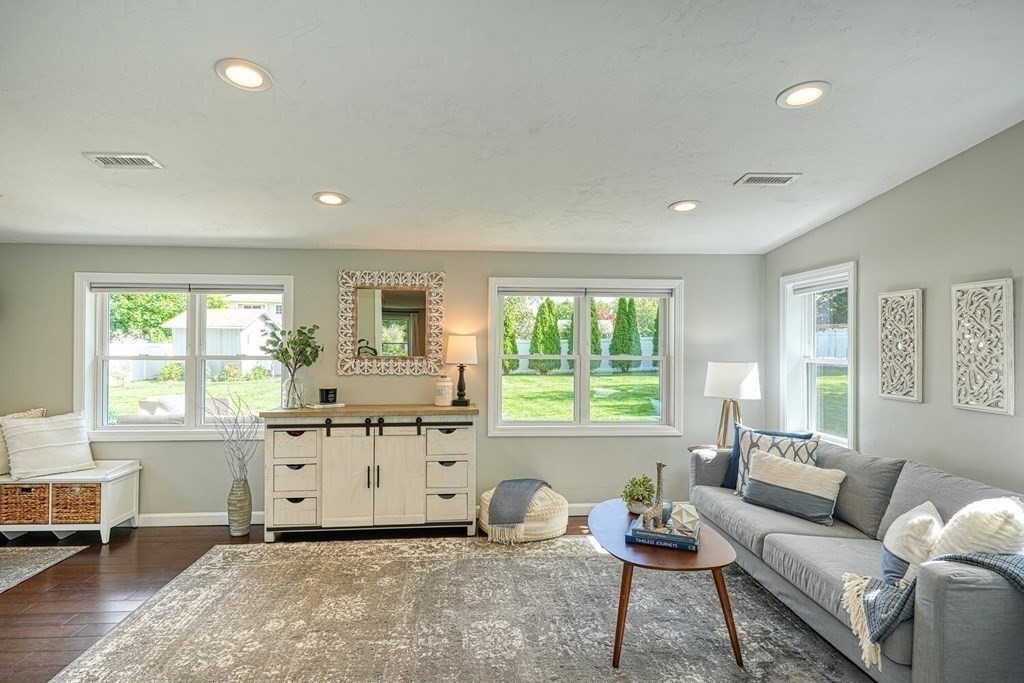 15 Wethersfield Road Natick, MA 01760 - Photo 13 of 39