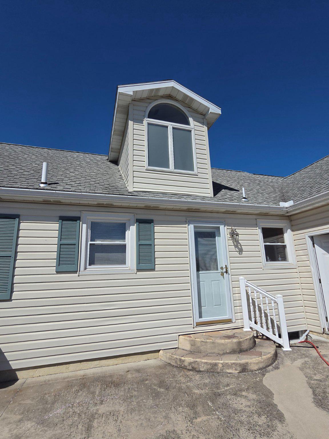 410 Diller Road Hanover, PA 17331 - Photo 4 of 8 Back porch off of the kitchen