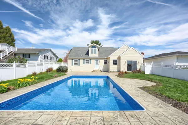 $315,000 | 410 Diller Road, Hanover, PA 17331