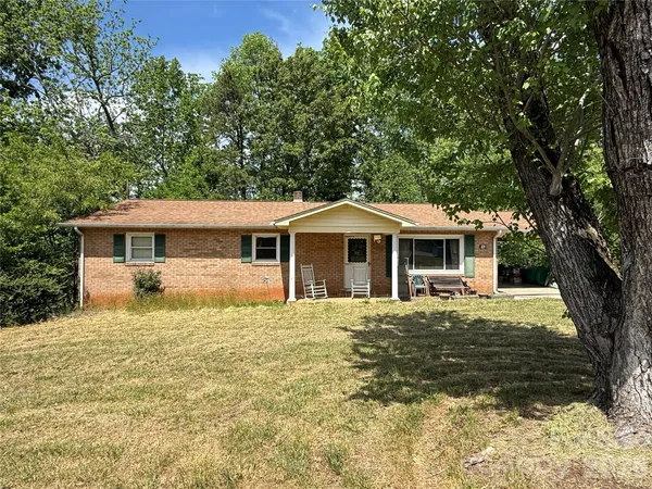 $160,000 | 106 Seagle Avenue Southeast, Valdese, NC 28690