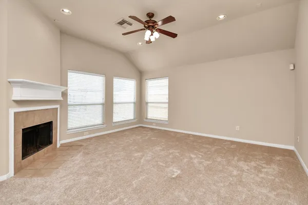 $2,450 | 2924 Perdido Bay Lane, Pearland, TX 77584