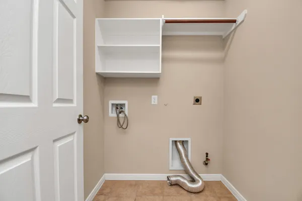 $2,450 | 2924 Perdido Bay Lane, Pearland, TX 77584