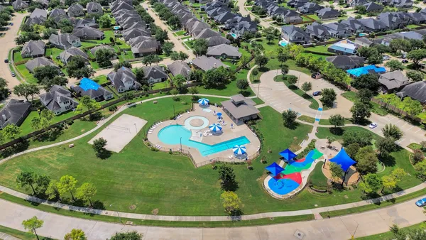 $2,450 | 2924 Perdido Bay Lane, Pearland, TX 77584