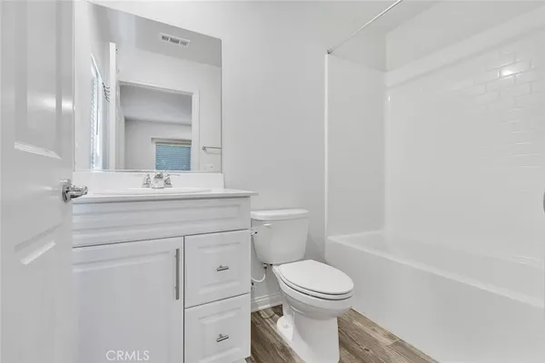 $4,850 | 14700 Sherman, Van Nuys, CA 91405