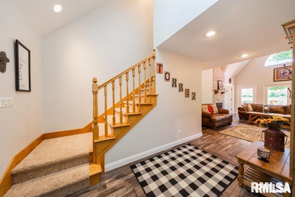 18516 East Saddle Club Road Belle Rive, IL 62810 - Photo 8 of 49