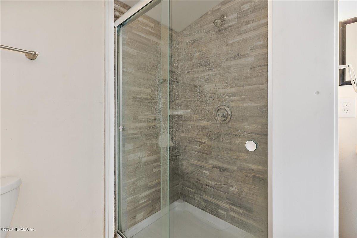 12947 Boney Road Jacksonville, FL 32226 - Photo 12 of 20 10-Primary Bathroom