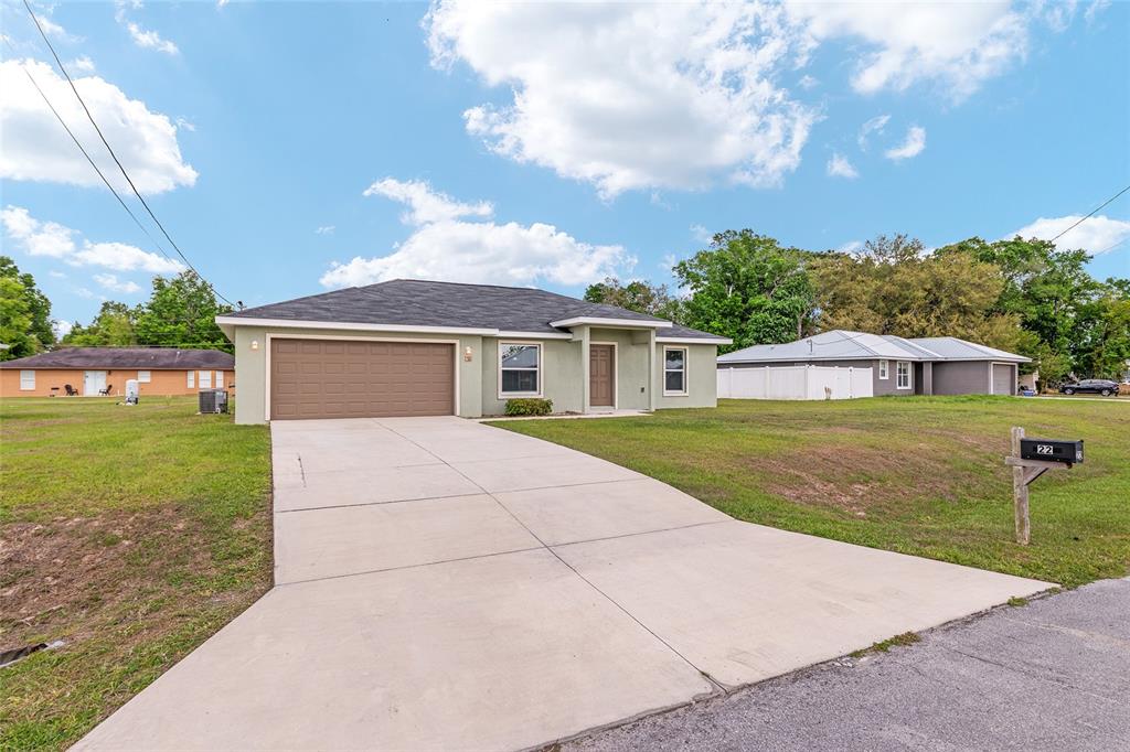 22 Juniper Loop Circle Ocala, FL 34480 - Photo 4 of 53