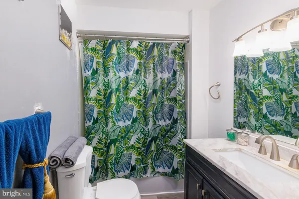 $310,000 | 812 Silver Avenue, Baltimore, MD 21221