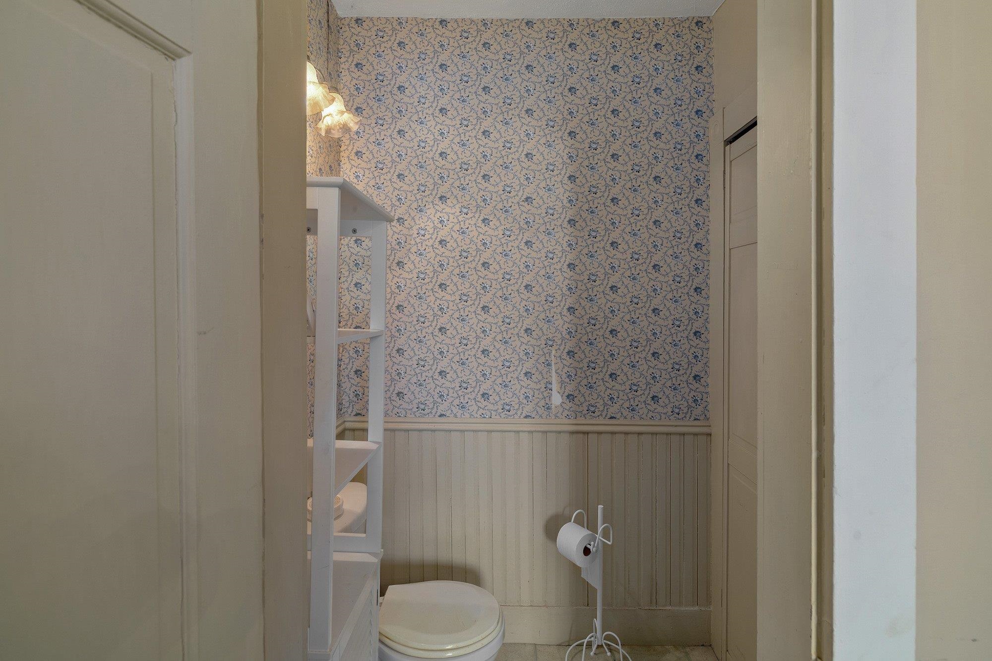 123 High Street Hardwick, VT 05843 - Photo 12 of 42