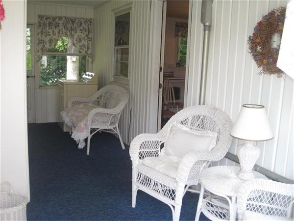12 Hadley Road Methuen, MA 01844 - Photo 3 of 15 Gallery Image 3