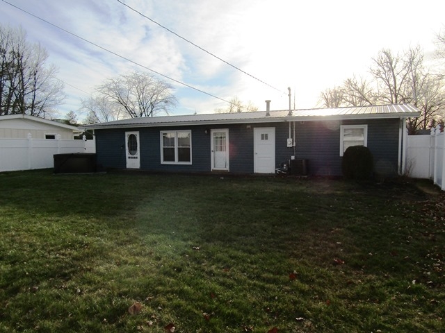 1003 Highland Park Decatur, IN 46733 - Photo 20 of 24