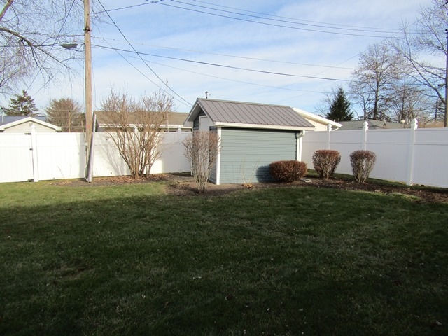 1003 Highland Park Decatur, IN 46733 - Photo 23 of 24