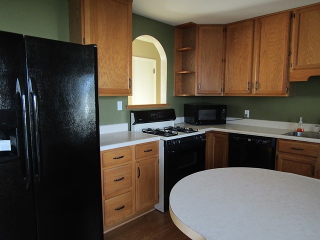 1003 Highland Park Decatur, IN 46733 - Photo 5 of 24