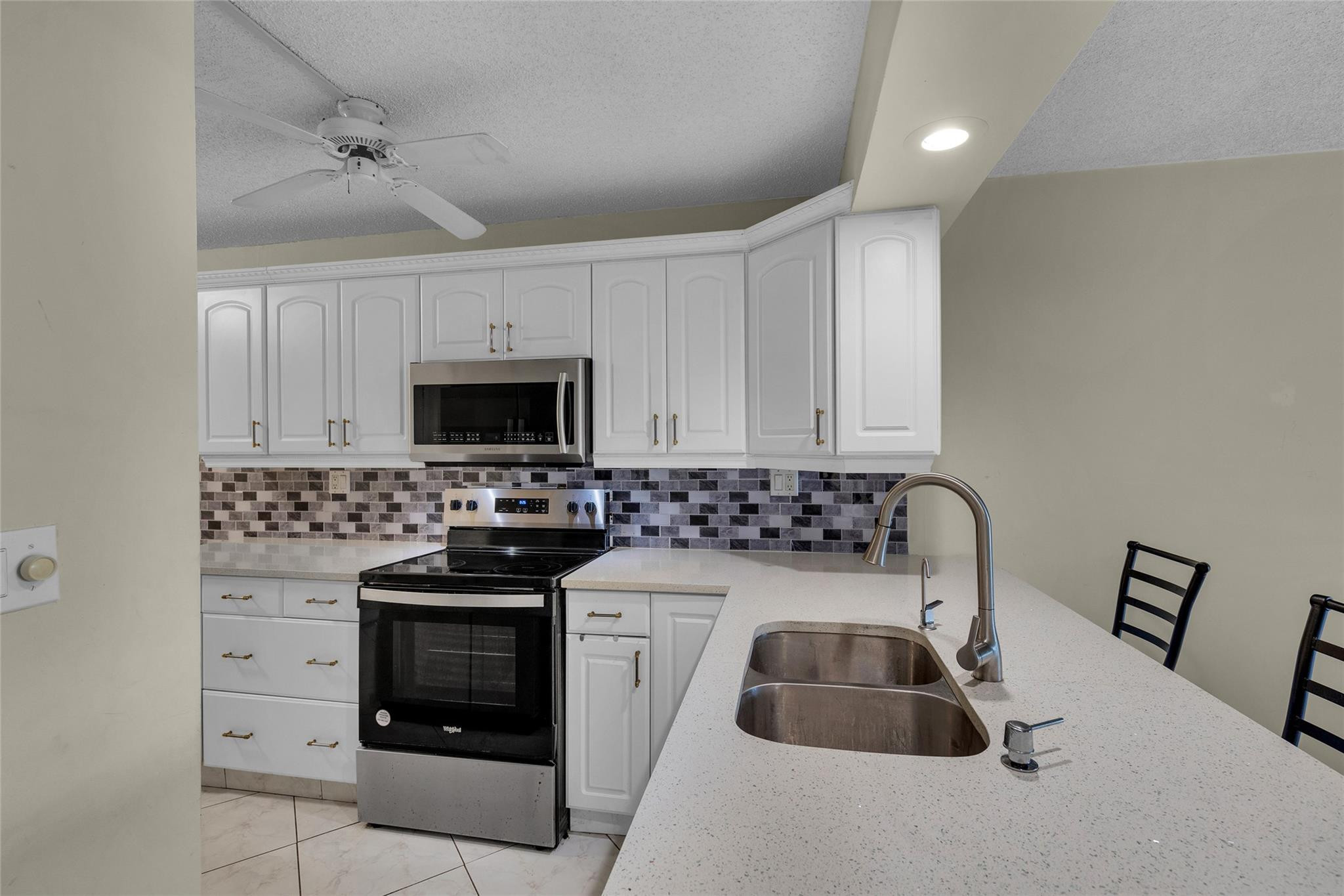 7 Royal Palm Way Boca Raton, FL 33432 - Photo 12 of 42 Photo 12