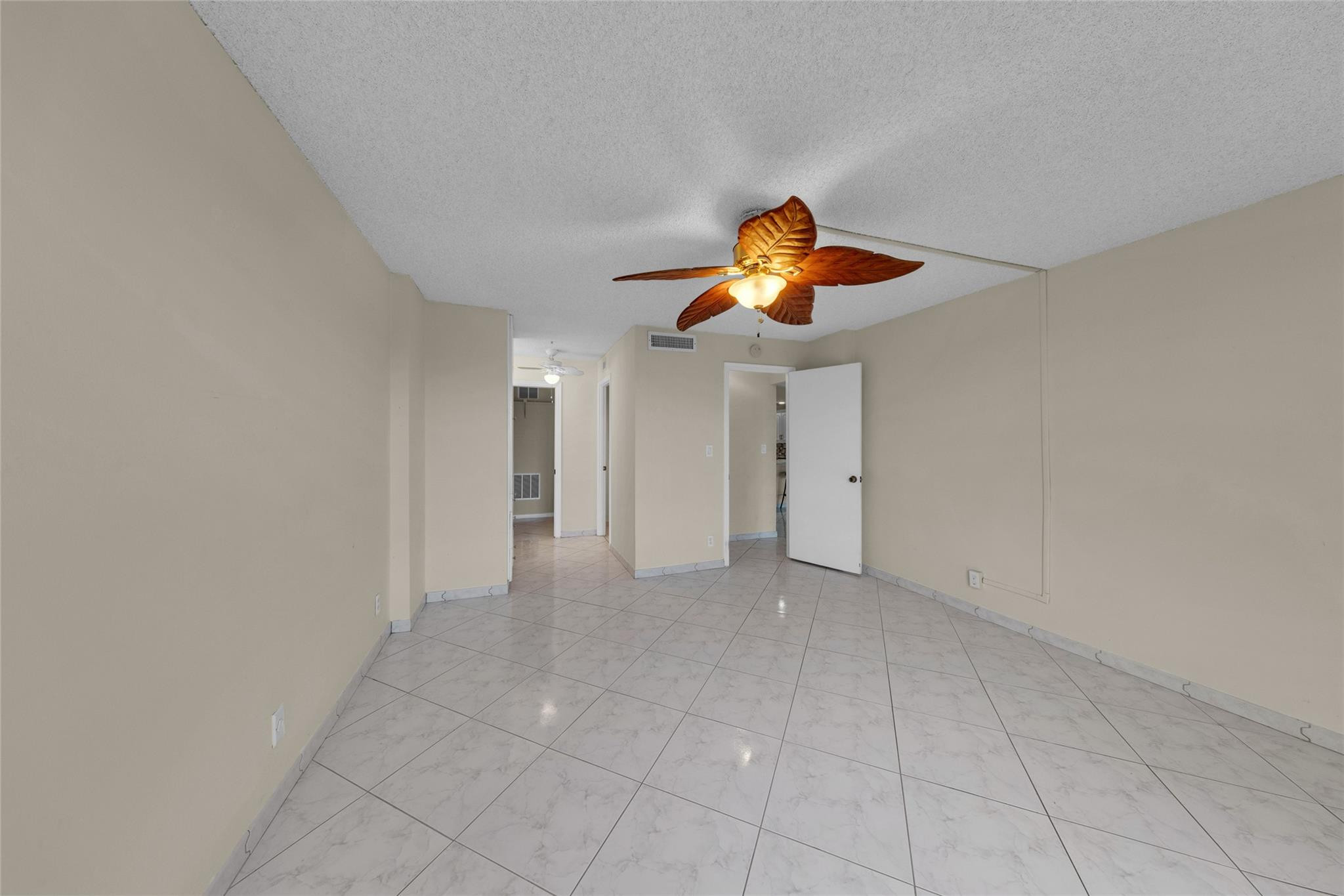 7 Royal Palm Way Boca Raton, FL 33432 - Photo 23 of 42 Photo 23