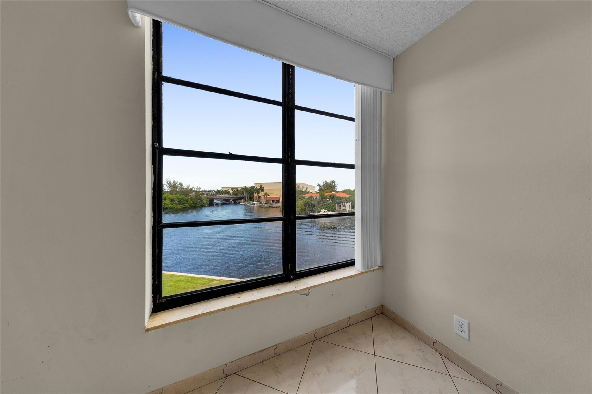 7 Royal Palm Way Boca Raton, FL 33432 - Photo 30 of 42 Photo 30