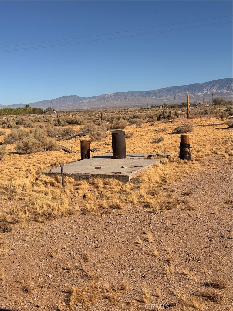 33522 Haynes Road Lucerne Valley, CA 92356 - Photo 2 of 3