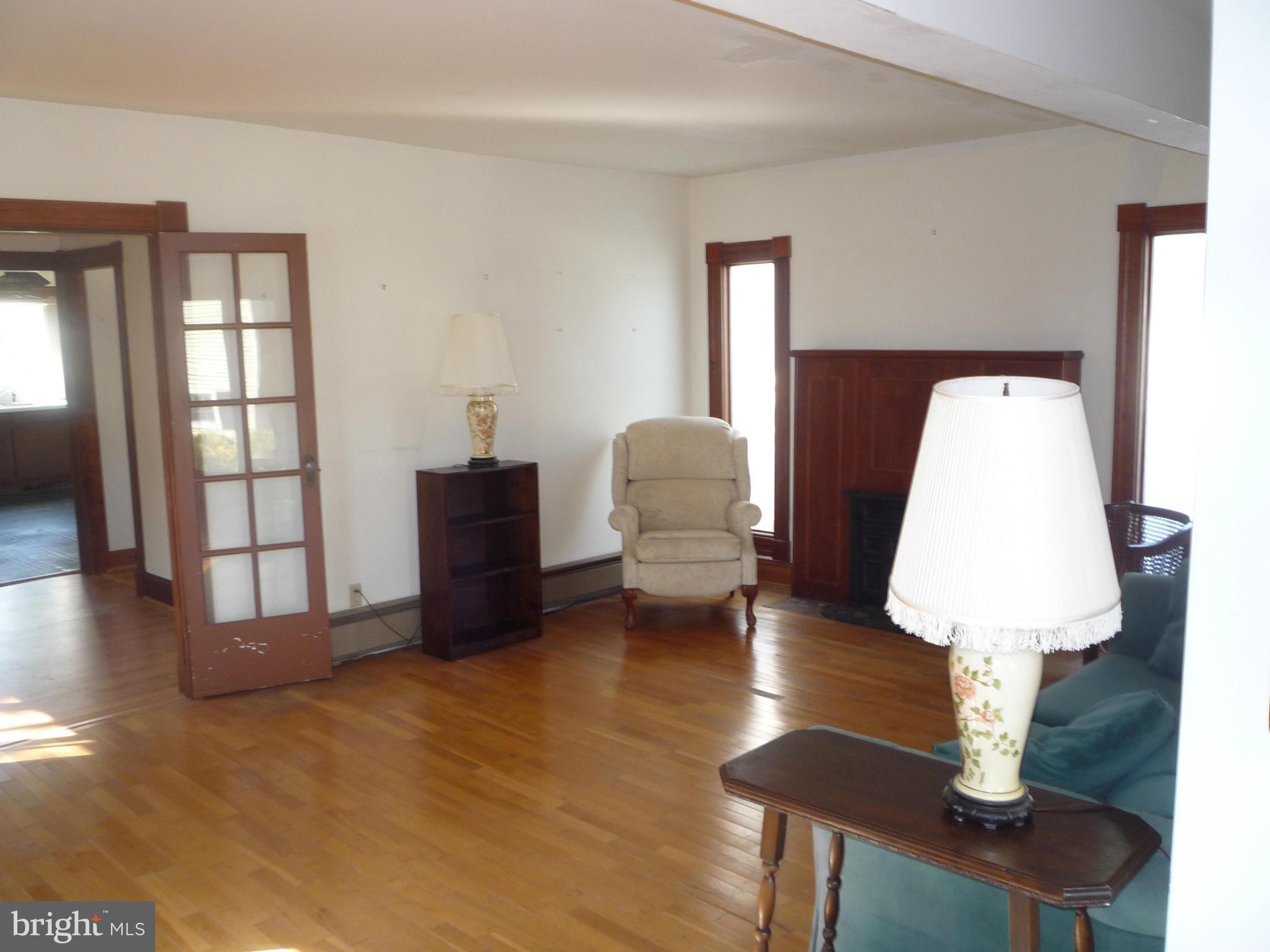 204 Ridge Road Riva, MD 21140 - Photo 6 of 24 High ceilings good light and floors