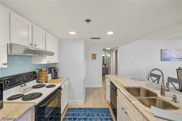 $1,899 | 3170 Matecumbe Key Road, Unit 134, Punta Gorda, FL 33955