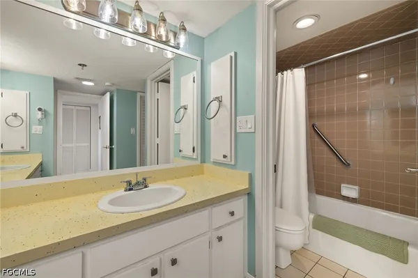 $1,899 | 3170 Matecumbe Key Road, Unit 134, Punta Gorda, FL 33955