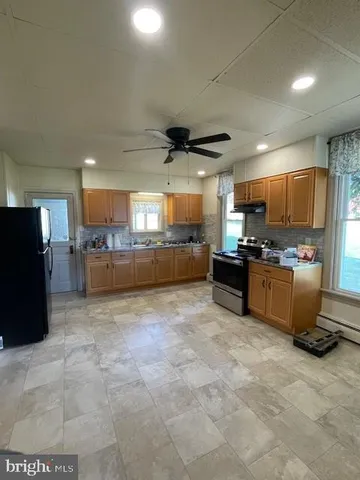 $1,800 | 408 Keystone Way, New Bloomfield, PA 17068