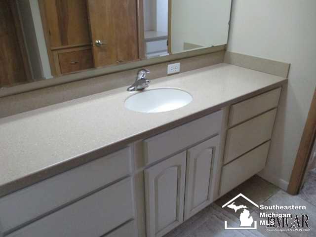 1750 West Sterns Road Temperance, MI 48182 - Photo 10 of 23 21409286-9.JPG