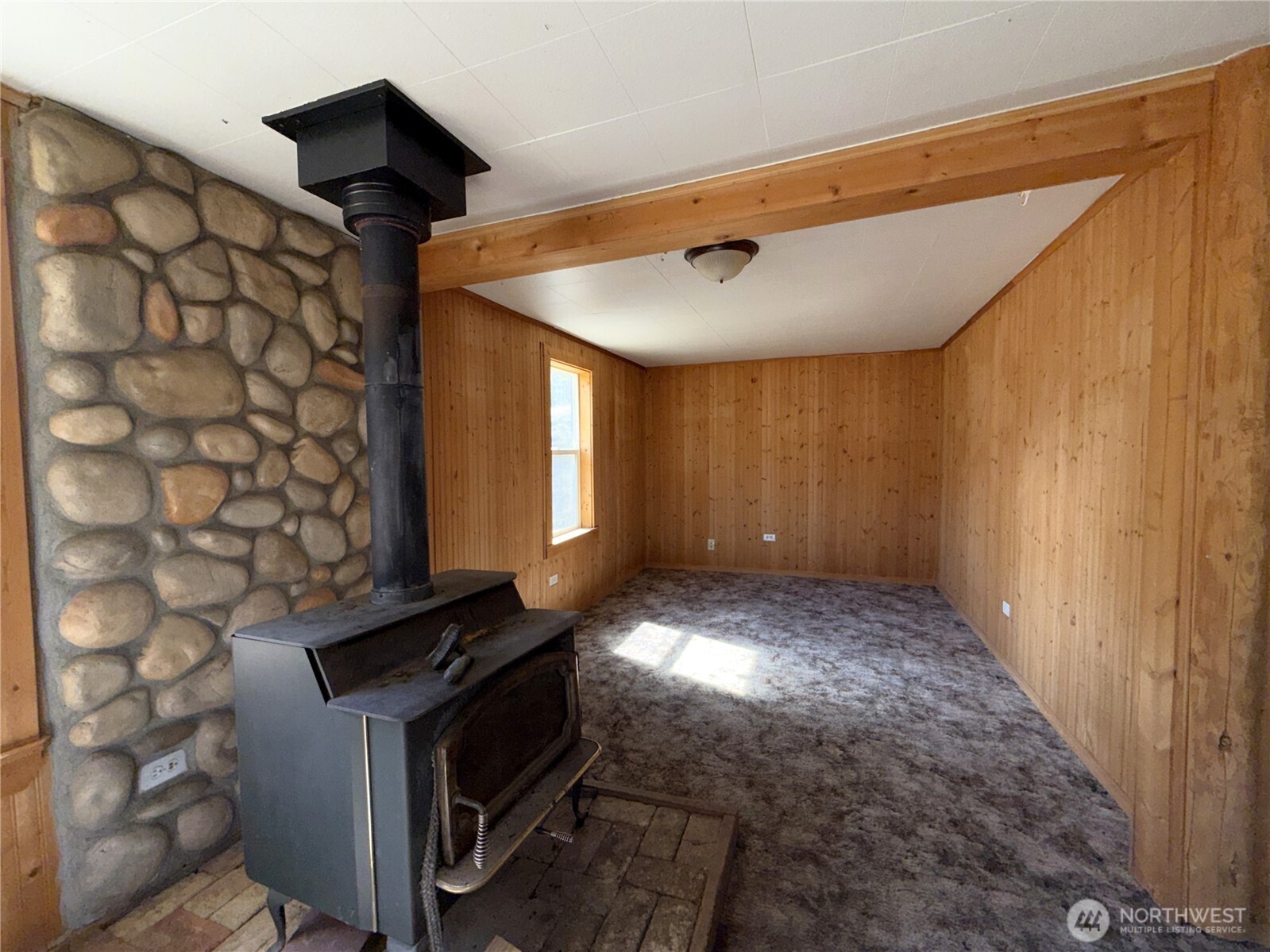 331 Bonaparte Lake Road Tonasket, WA 98855 - Photo 6 of 35