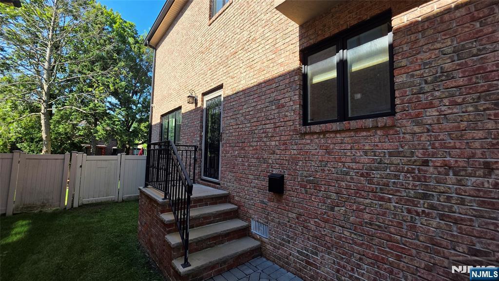750 East Edgewater Avenue, Unit 1 Ridgefield, NJ 07657 - Photo 2 of 12 Gallery Image 2
