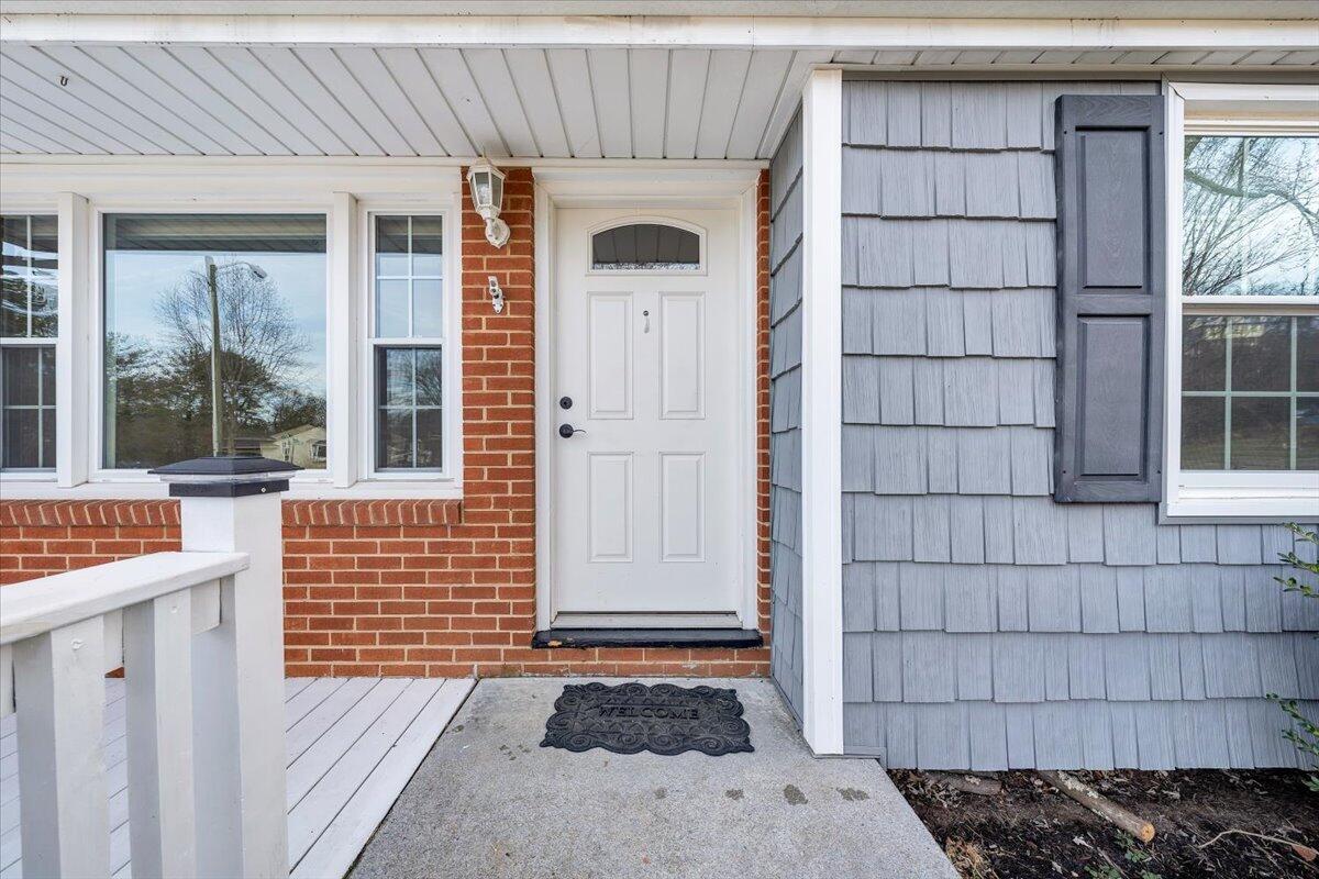 3804 Meadowlark Road Roanoke, VA 24018 - Photo 2 of 54 a view of front door
