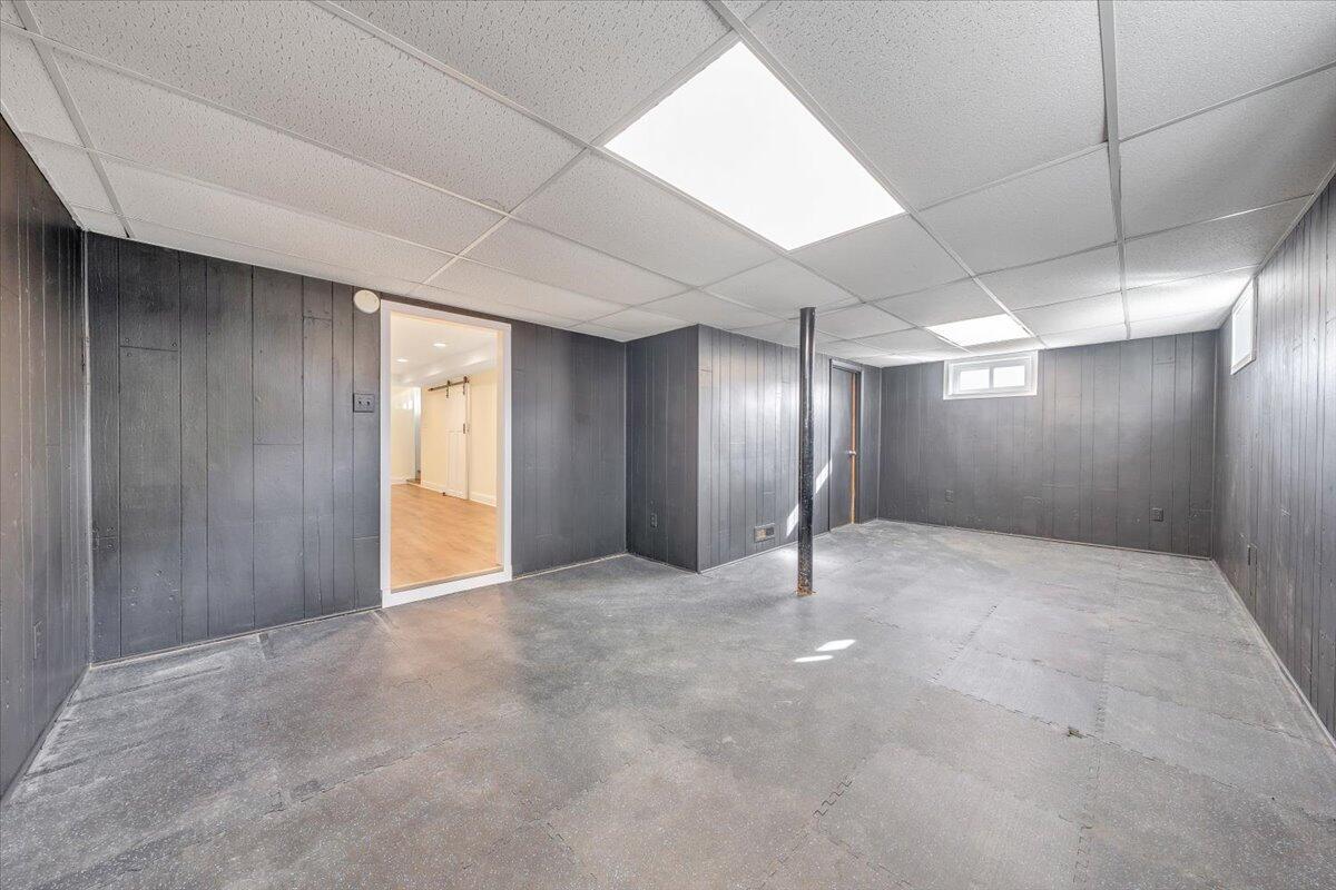 3804 Meadowlark Road Roanoke, VA 24018 - Photo 28 of 54 a view of an empty room