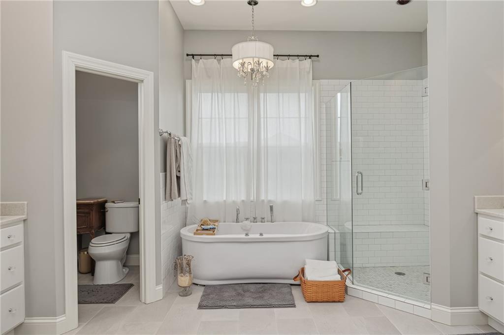 14078 Indian Ridge Road St. Joseph, MO 64505 - Photo 15 of 37