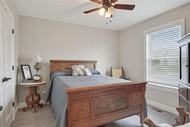 $475,900 | 14078 Indian Ridge Road, St. Joseph, MO 64505