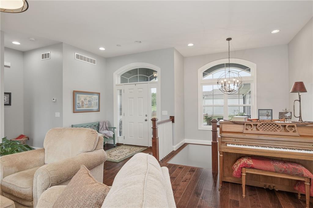 14078 Indian Ridge Road St. Joseph, MO 64505 - Photo 6 of 37