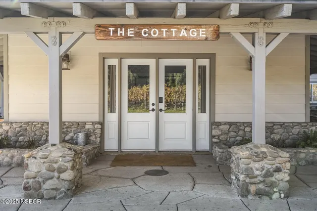 $4,495,000 | 3730 Roblar Avenue, Santa Ynez, CA 93460