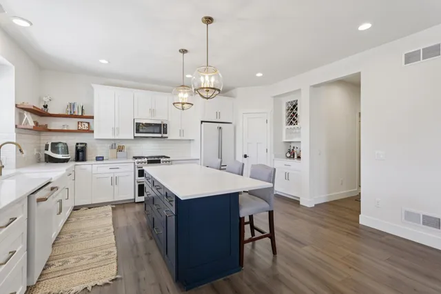 $840,000 | 6256 John F Kennedy Drive, DeForest, WI 53532